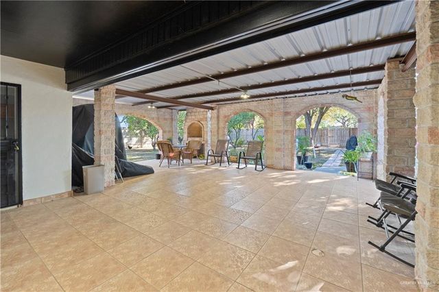 9230 N Moorefield Road, Mission, TX 78574