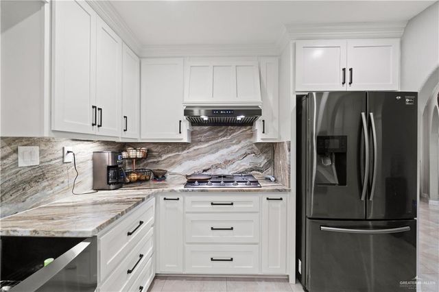 9230 N Moorefield Road, Mission, TX 78574