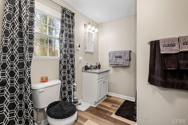 1117 Long Meadows Drive, Lynchburg, VA 24502