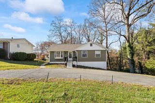 1117 Long Meadows Drive, Lynchburg, VA 24502