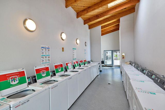 8015 Caminito De Pizza E, San Diego, CA 92108