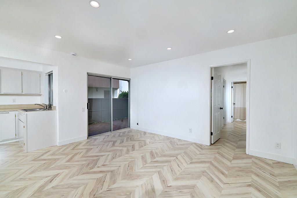 Image 1 of property listing at 8015 Caminito De Pizza E, San Diego, CA 92108