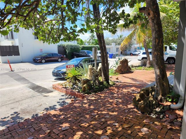 315 Walnut St 2, Hollywood, FL 33019