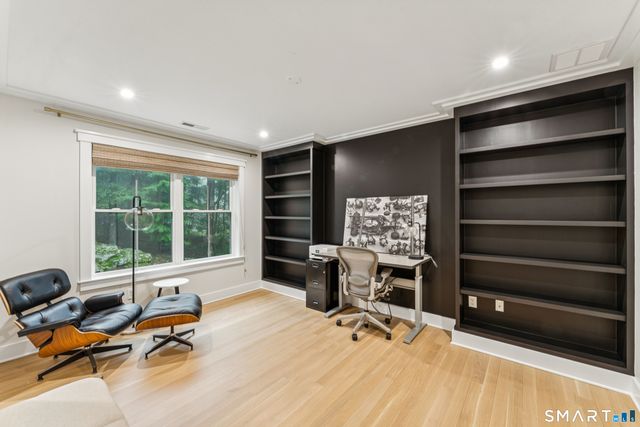 105 Sleepy Hollow Road, Ridgefield, CT 06877