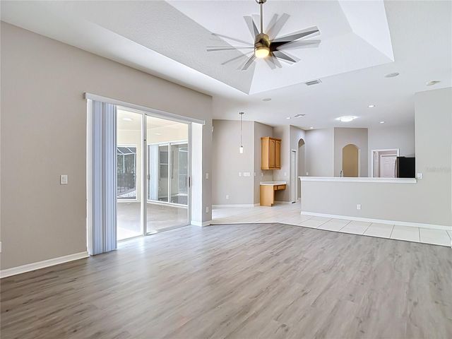 10221 GARDEN ALCOVE DRIVE, Tampa, FL 33647