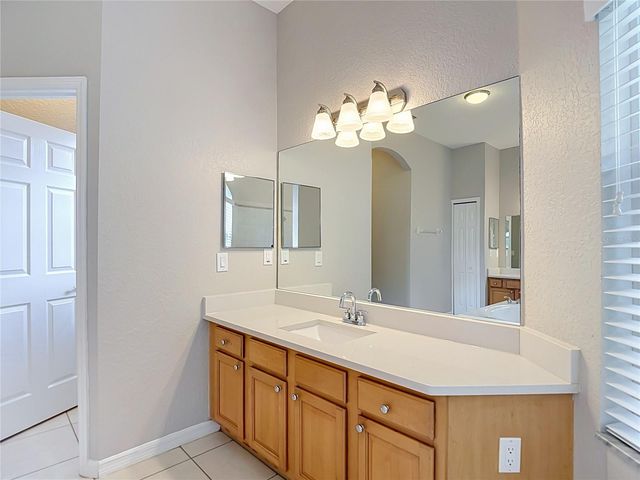 10221 GARDEN ALCOVE DRIVE, Tampa, FL 33647