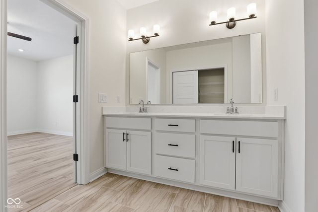 2014 Gosling Court, Franklin, IN 46131