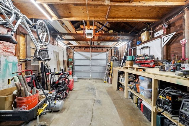 738 Upper Mountain Road, Lewiston, NY 14092