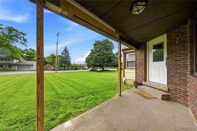 738 Upper Mountain Road, Lewiston, NY 14092