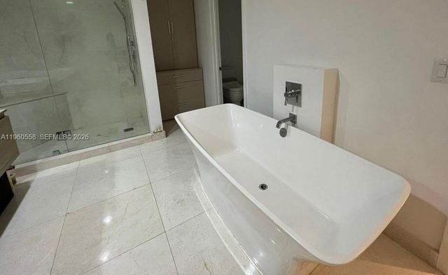 17301 Biscayne Blvd 206, North Miami Beach, FL 33160