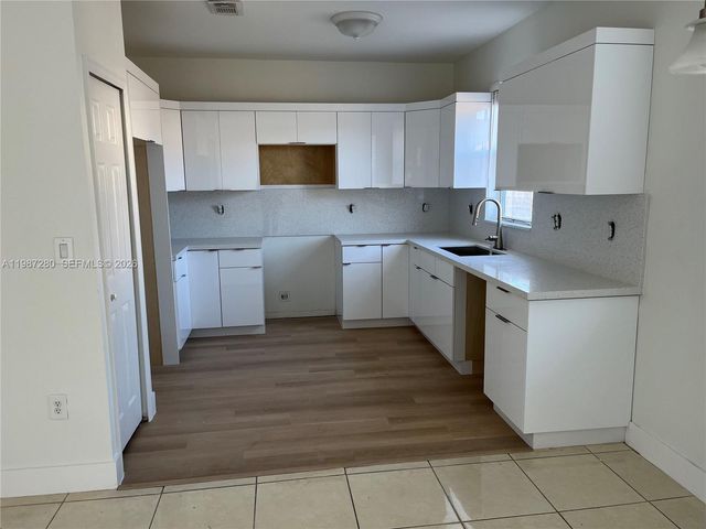 27501 SW 138th Ave, Homestead, FL 33032