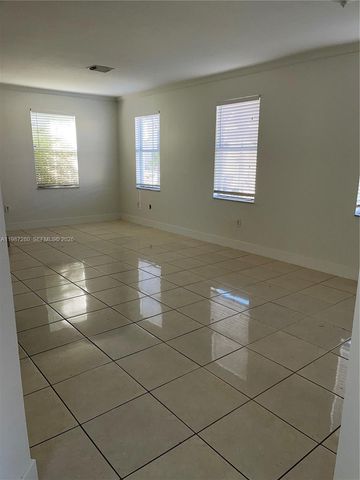 27501 SW 138th Ave, Homestead, FL 33032