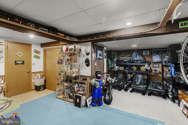 1195 SEGLOCK RD, Lititz, PA 17543