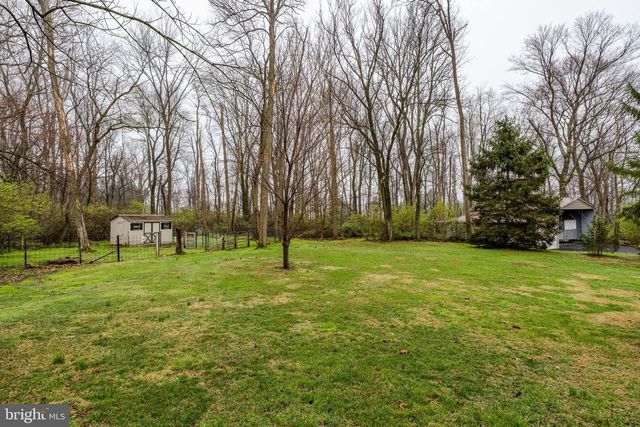 1195 SEGLOCK RD, Lititz, PA 17543