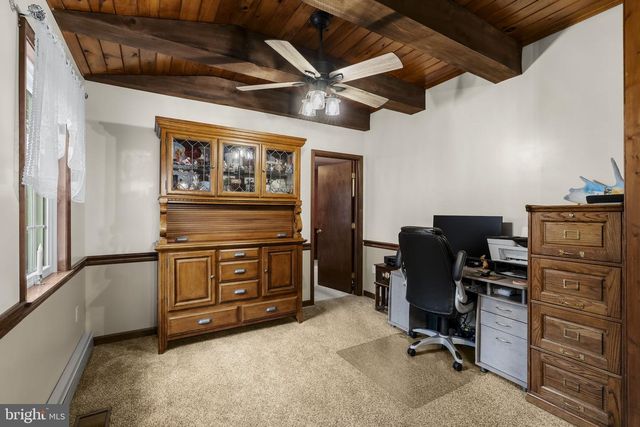 1195 SEGLOCK RD, Lititz, PA 17543