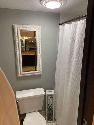 16023 Kingsmoor Way, Miami Lakes, FL 33014
