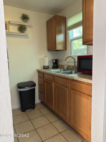 2112 E 18th Street, Tucson, AZ 85719