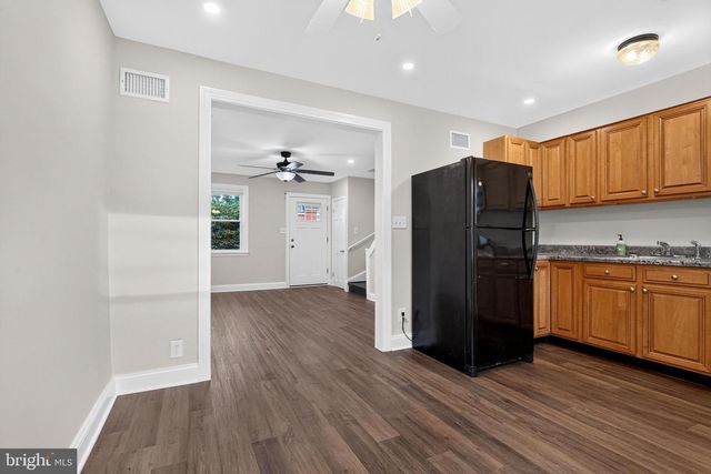 3802 10TH, Baltimore, MD 21225