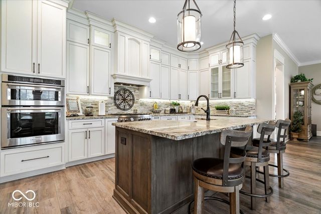 528 Dickson Lane, Carmel, IN 46032