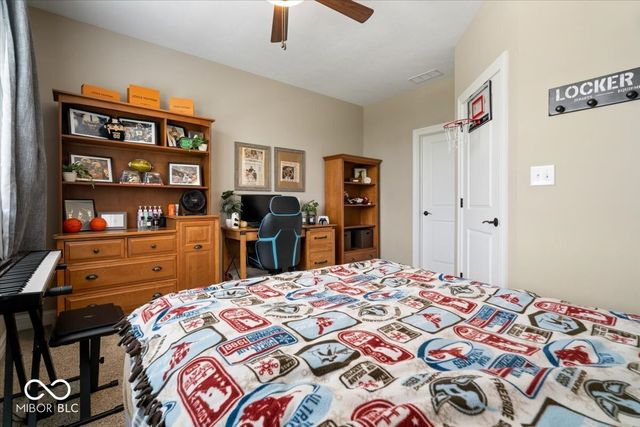 528 Dickson Lane, Carmel, IN 46032