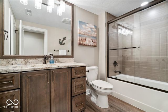528 Dickson Lane, Carmel, IN 46032