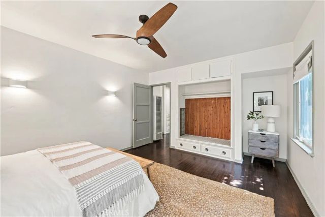 528 W Burnett, Long Beach, CA 90806
