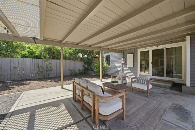 528 W Burnett, Long Beach, CA 90806