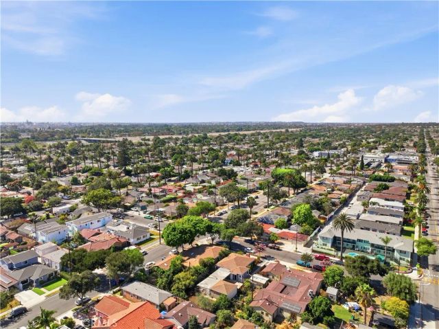 528 W Burnett, Long Beach, CA 90806