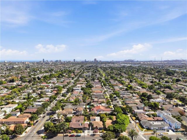 528 W Burnett, Long Beach, CA 90806