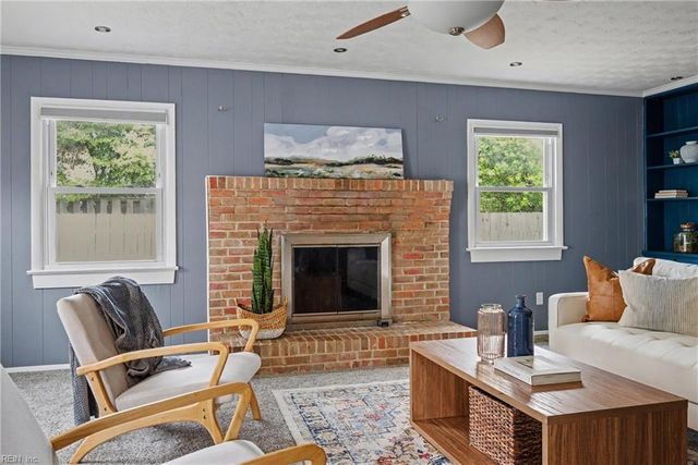 2430 Tullibee DR, Norfolk, VA 23518