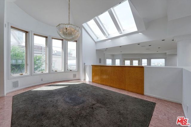 7805 Veragua Drive, Playa Del Rey, CA 90293