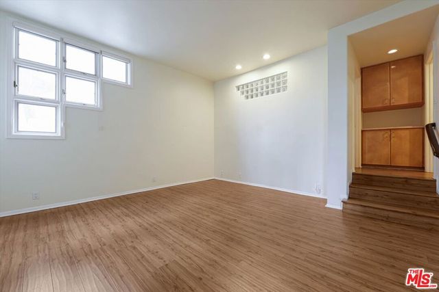 7805 Veragua Drive, Playa Del Rey, CA 90293