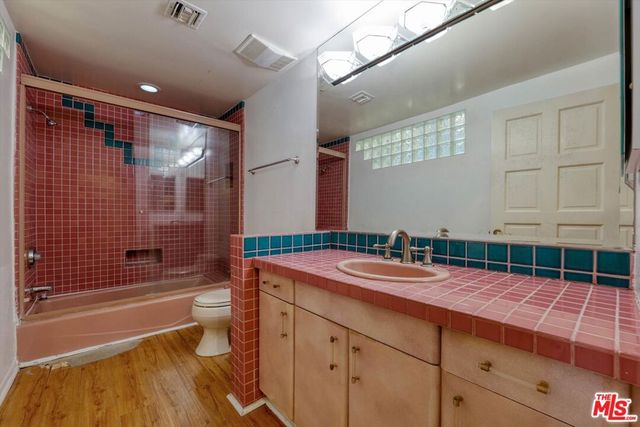 7805 Veragua Drive, Playa Del Rey, CA 90293