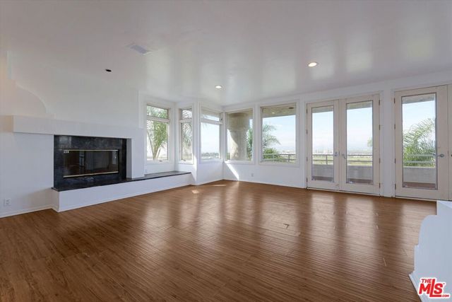 7805 Veragua Drive, Playa Del Rey, CA 90293