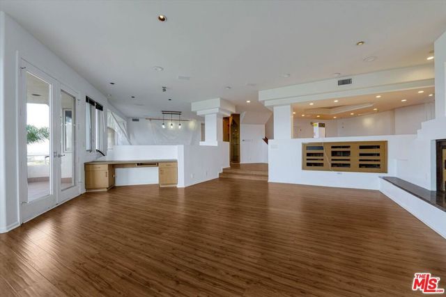 7805 Veragua Drive, Playa Del Rey, CA 90293