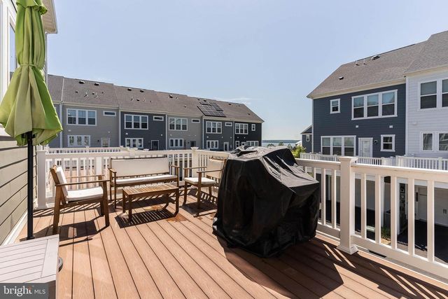 17153 CUMBERLAND HEIGHT DR, Dumfries, VA 22026