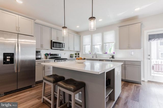 17153 CUMBERLAND HEIGHT DR, Dumfries, VA 22026