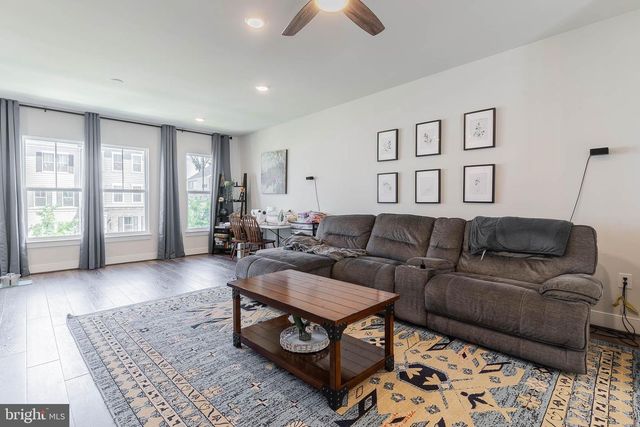 17153 CUMBERLAND HEIGHT DR, Dumfries, VA 22026