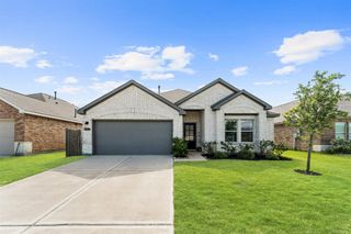 457 Sky Ridge Drive, Alvin, TX 77511