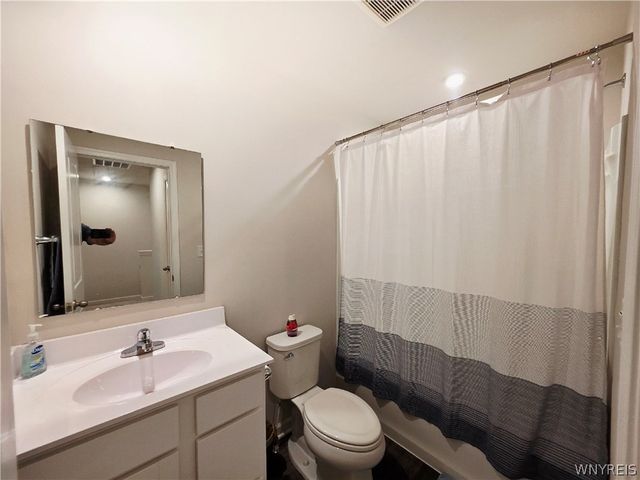 134 South Drive, West Seneca, NY 14218