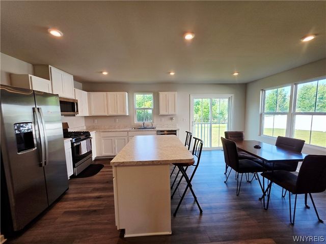 134 South Drive, West Seneca, NY 14218