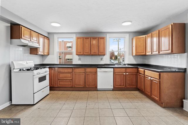 6266 MARSDEN ST, Philadelphia, PA 19135