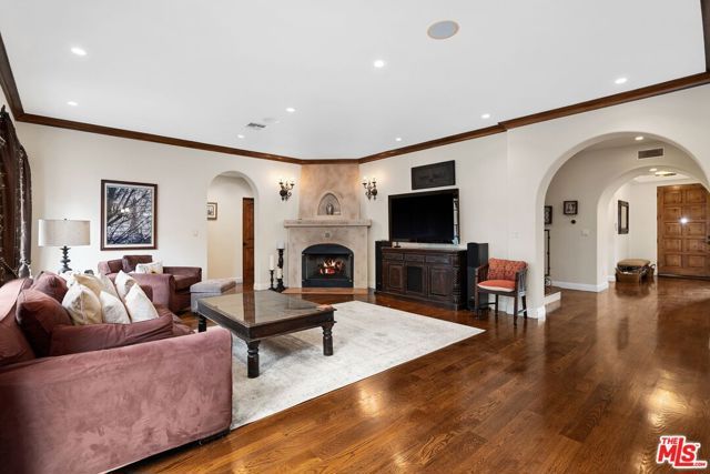 3522 S Barrington Avenue, Los Angeles, CA 90066