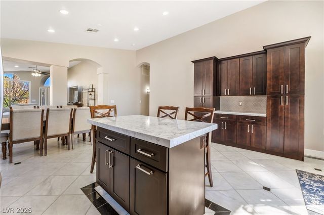 6109 Topaz Valley Avenue, Las Vegas, NV 89130