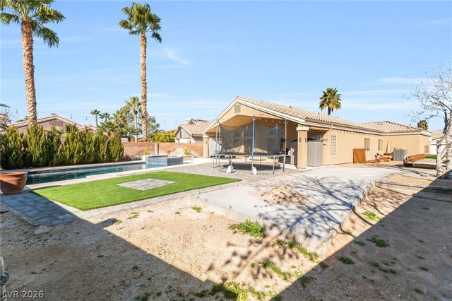 6109 Topaz Valley Avenue, Las Vegas, NV 89130