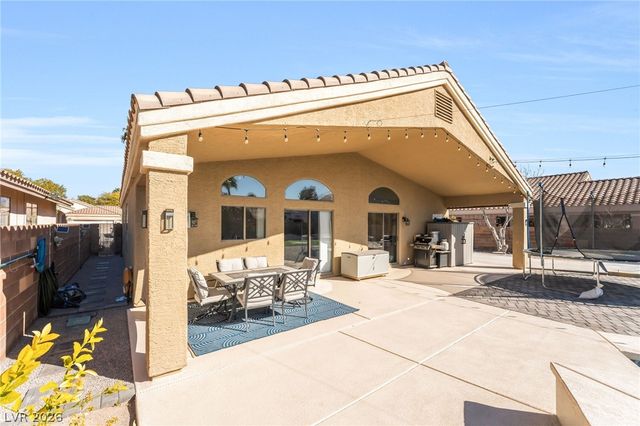 6109 Topaz Valley Avenue, Las Vegas, NV 89130