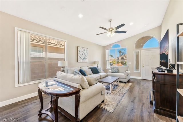 6109 Topaz Valley Avenue, Las Vegas, NV 89130