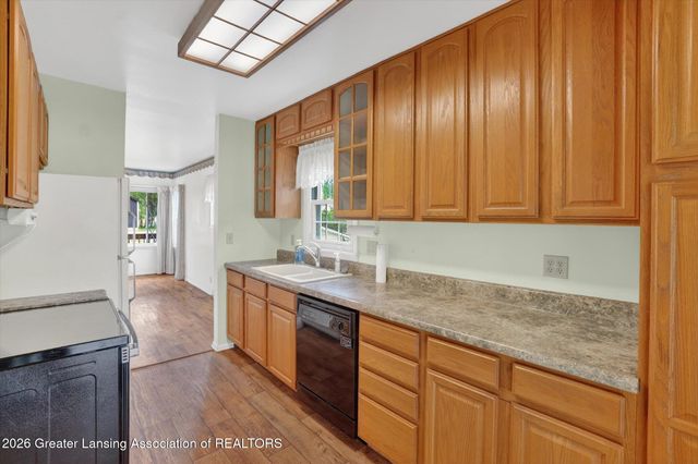 3225 Alfred Avenue, Lansing, MI 48906
