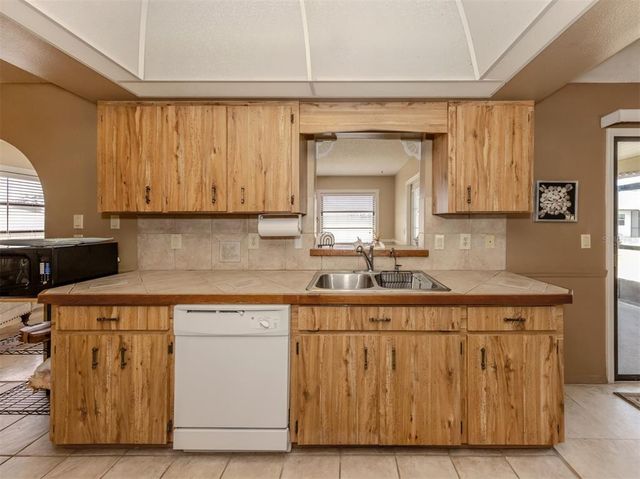 1101 SOUTHLAND ROAD, Venice, FL 34293