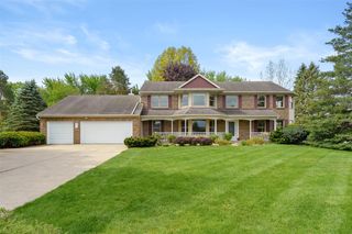 5471 Gatwick Court, Kalamazoo, MI 49009